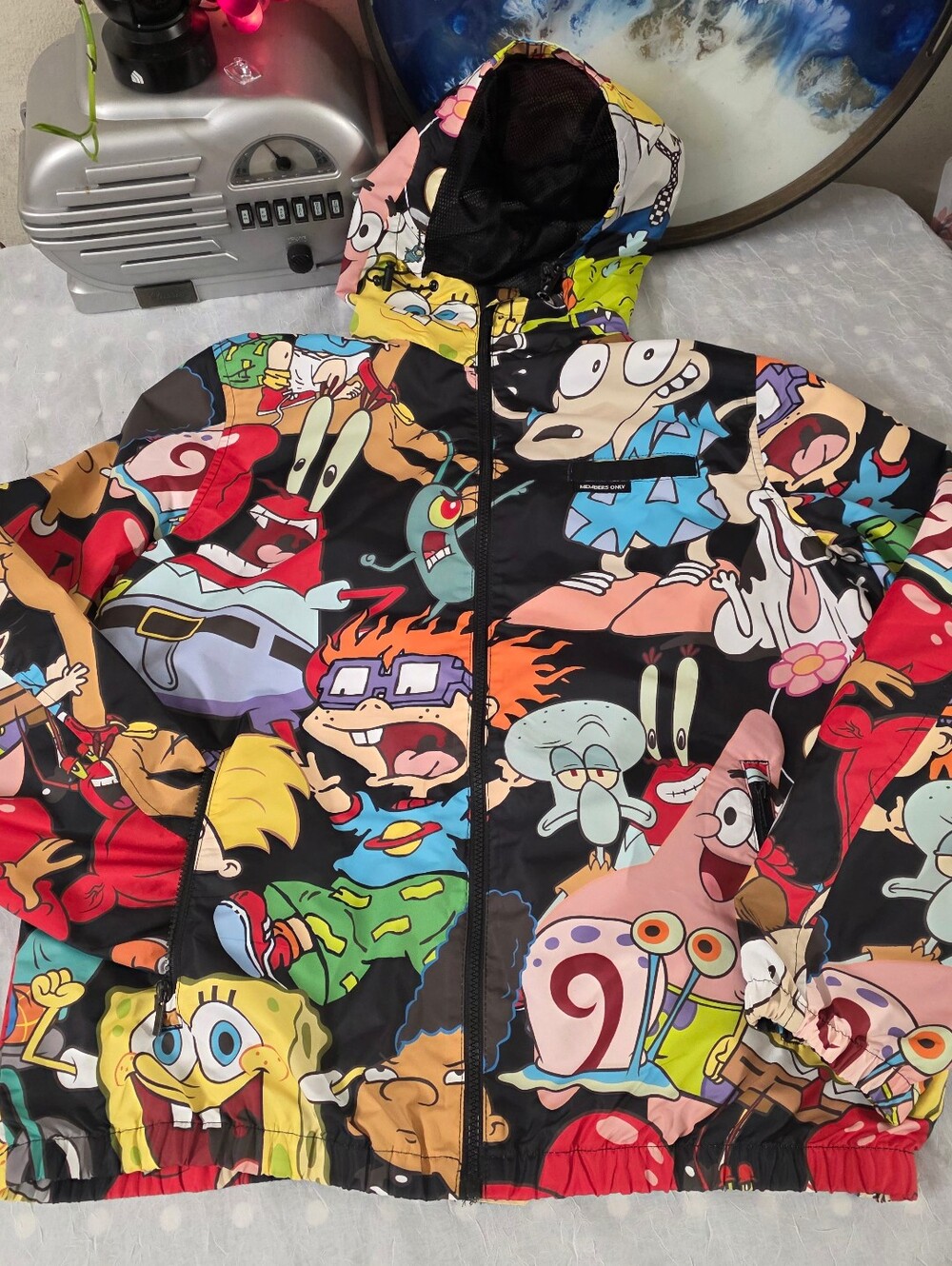 Members Only Nickelodeon All Over Print Windbreaker Hoodie Jacket Medium.